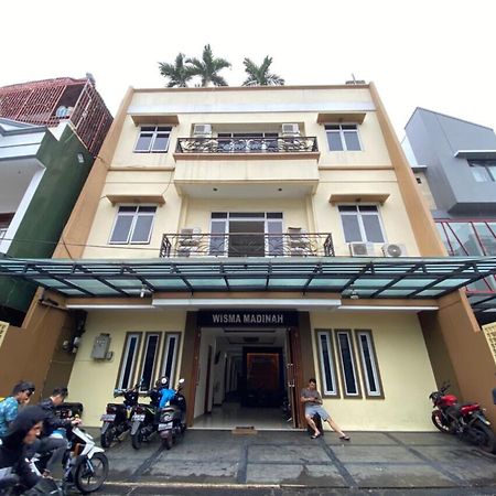 Hotel Oyo 2357 Syariah Grand Raudhah Yakarta Exterior foto