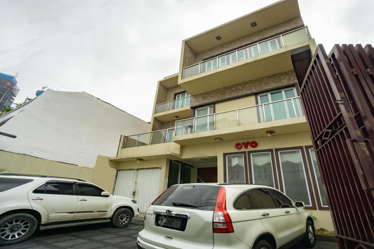 Hotel Oyo 2357 Syariah Grand Raudhah Yakarta Exterior foto