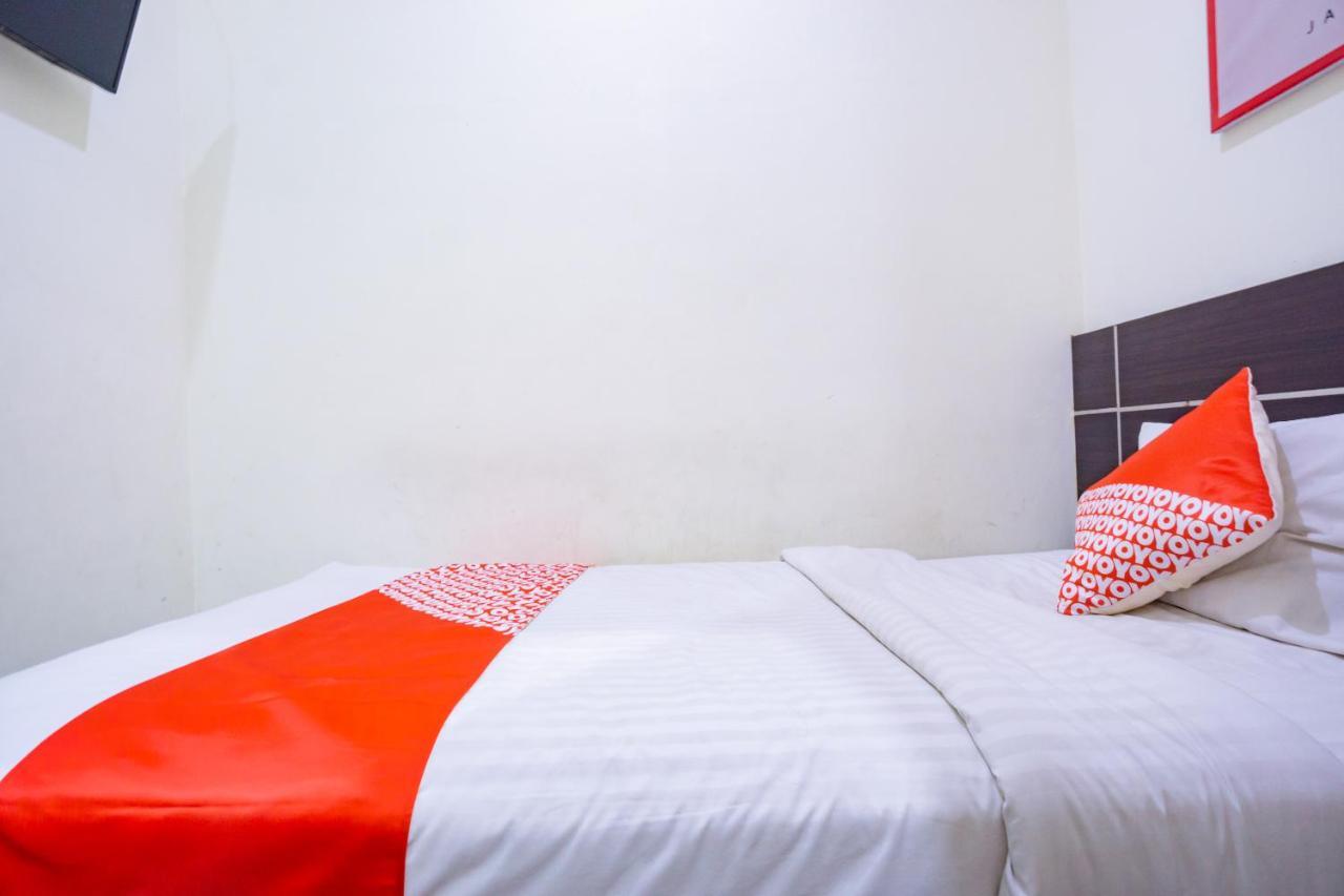 Hotel Oyo 2357 Syariah Grand Raudhah Yakarta Exterior foto