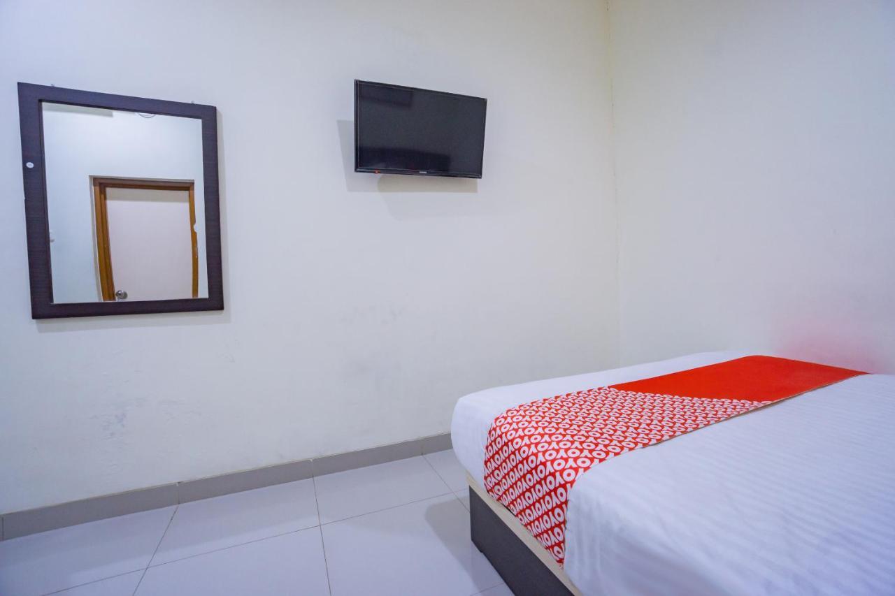 Hotel Oyo 2357 Syariah Grand Raudhah Yakarta Exterior foto