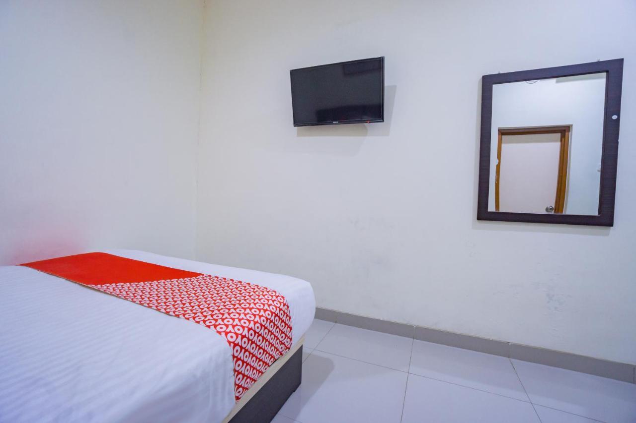 Hotel Oyo 2357 Syariah Grand Raudhah Yakarta Exterior foto
