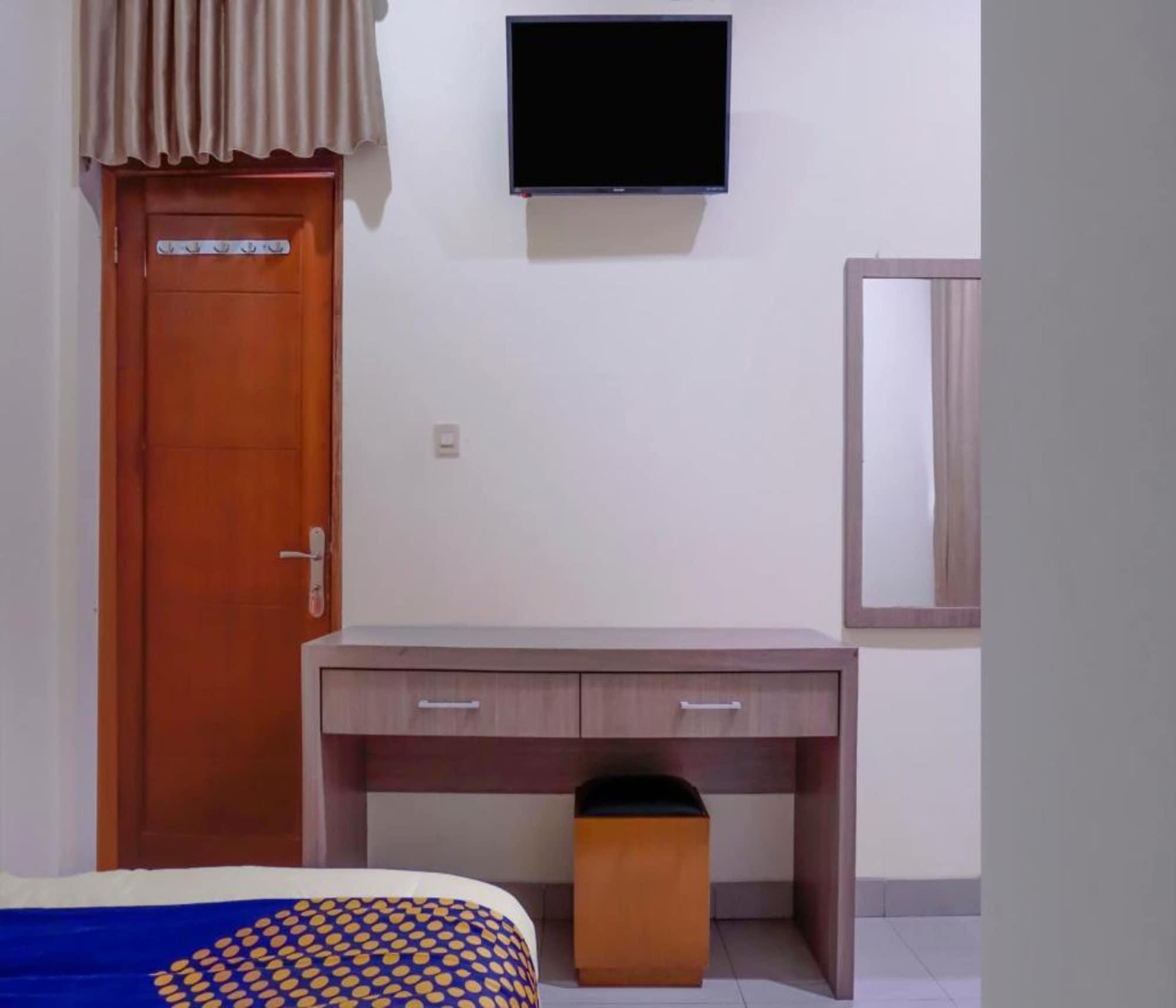 Hotel Oyo 2357 Syariah Grand Raudhah Yakarta Exterior foto