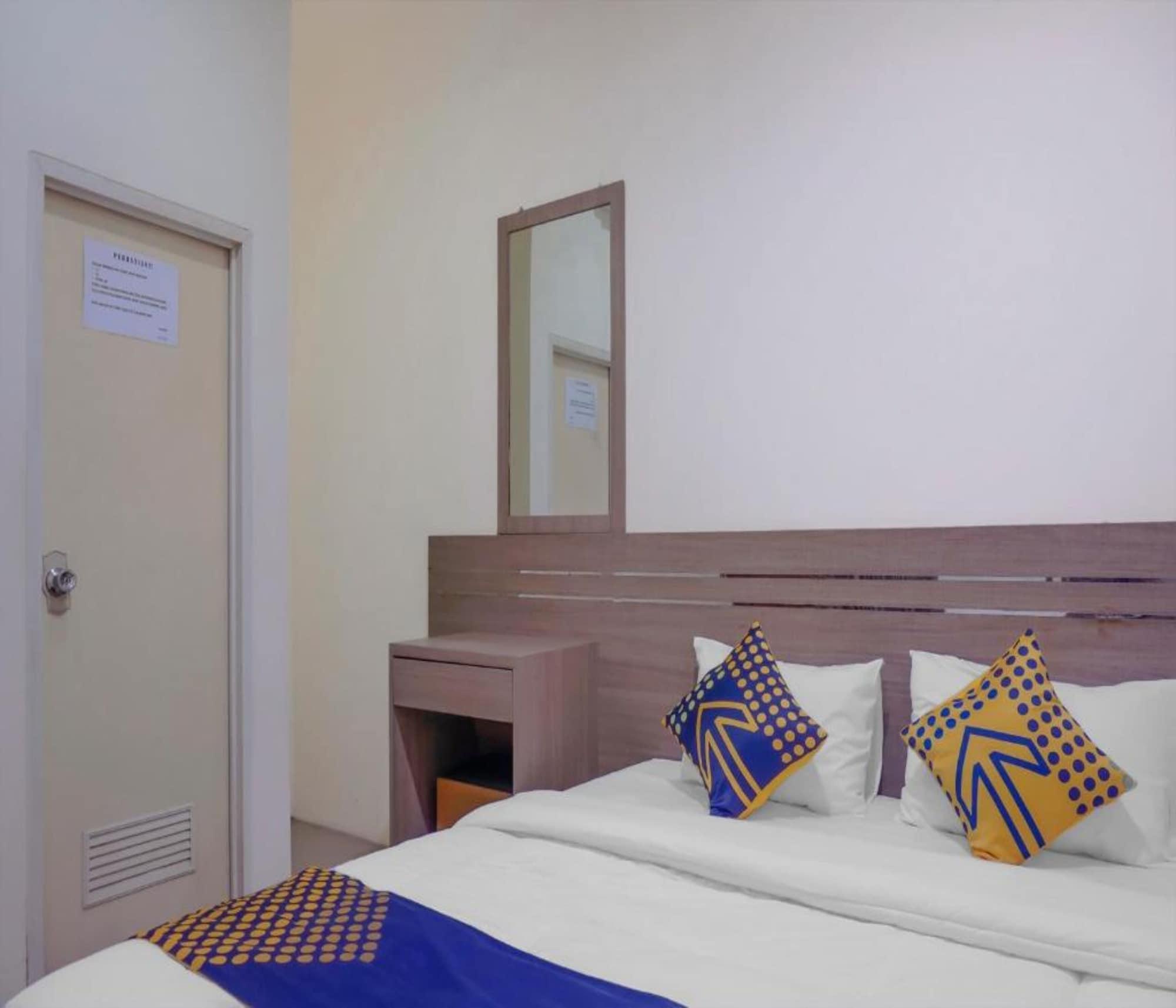 Hotel Oyo 2357 Syariah Grand Raudhah Yakarta Exterior foto