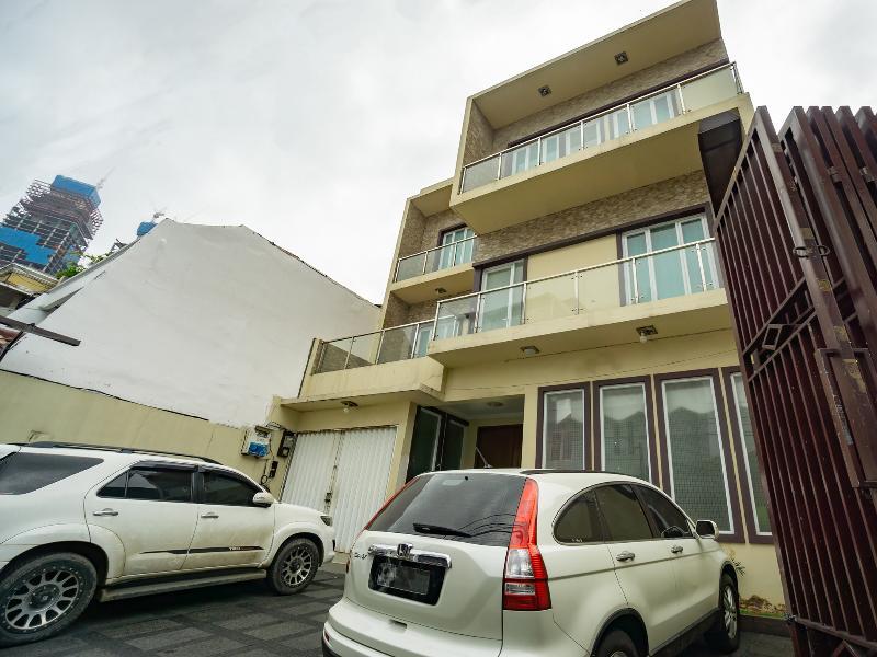 Hotel Oyo 2357 Syariah Grand Raudhah Yakarta Exterior foto